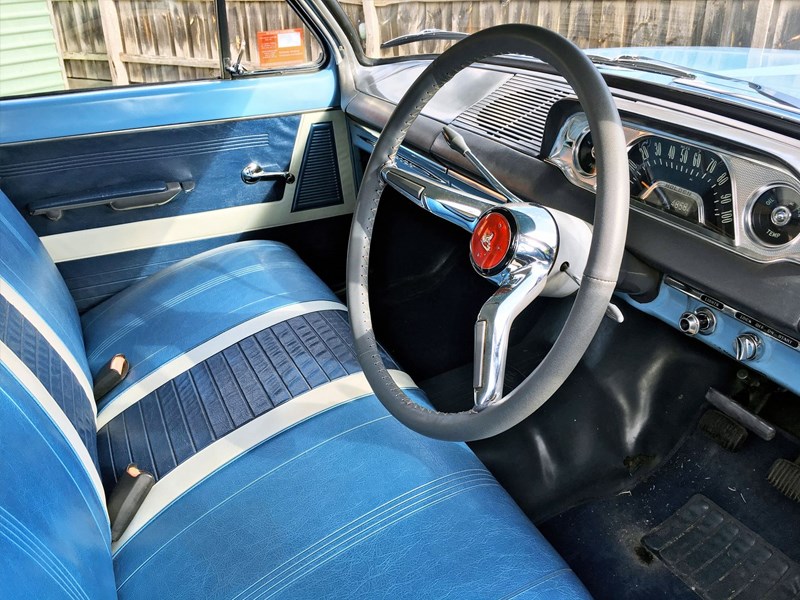 EJ Holden interior
