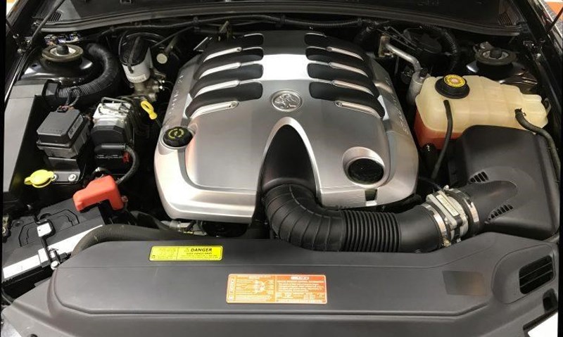 WH Statesman engine