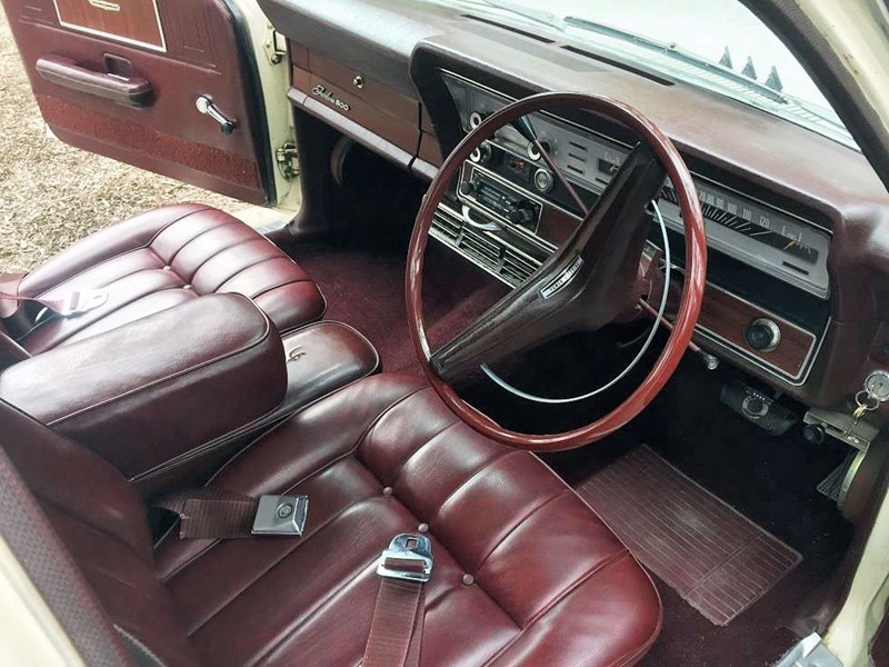 ZC Fairlane interior