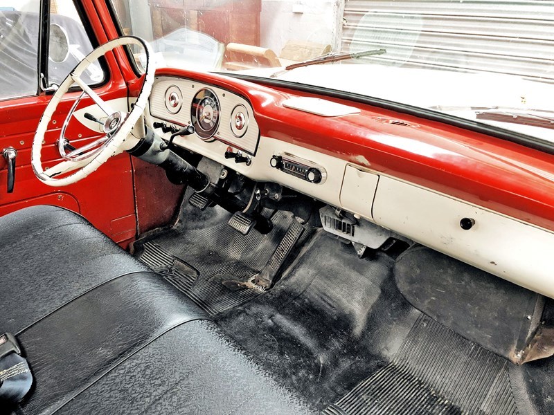 1961 F100 interior