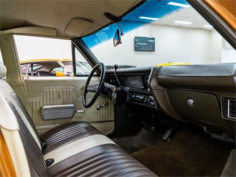 1972 Chevy Chevelle interior front