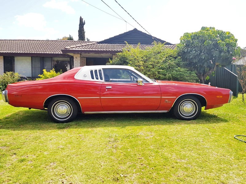 1973 Charger SE Premium side