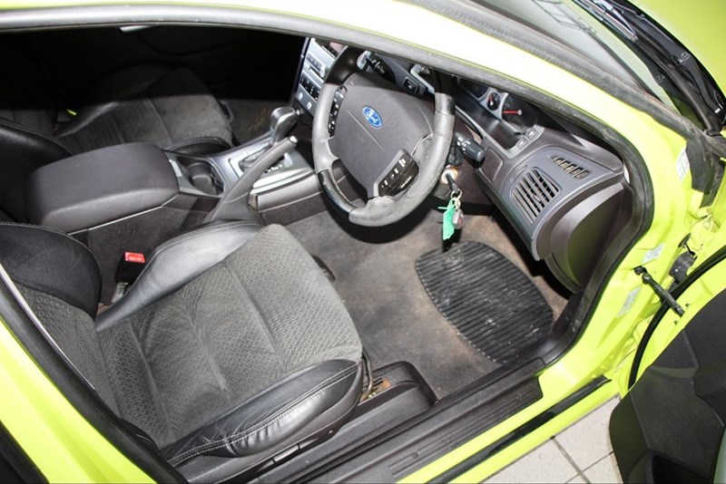 BA XR6T interior