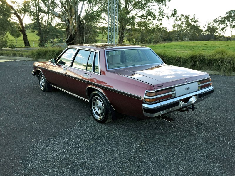 WB Statesman rear side