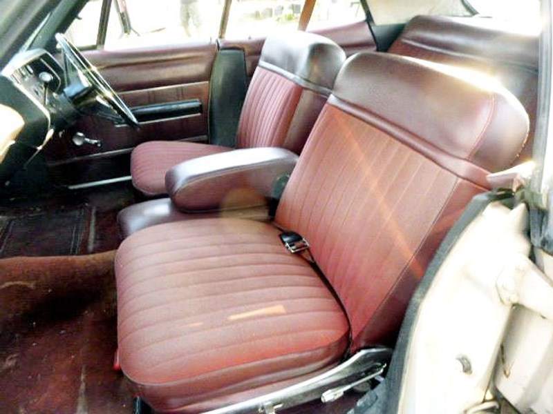 Dodge Phoenix interior front
