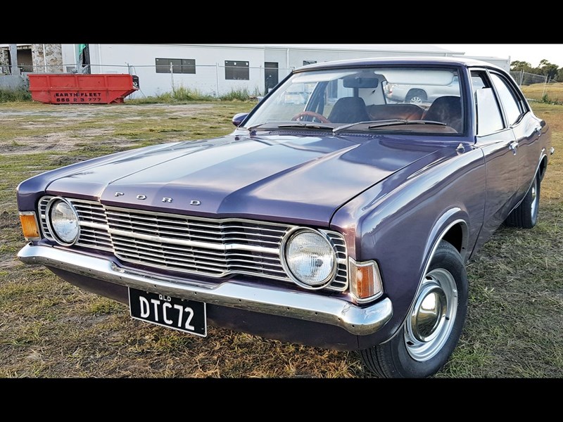 Ford Cortina TC front side