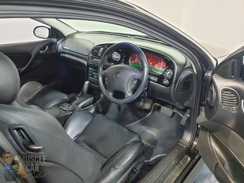 Monaro cv8 interior