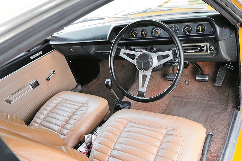 bathurst e38 charger interior