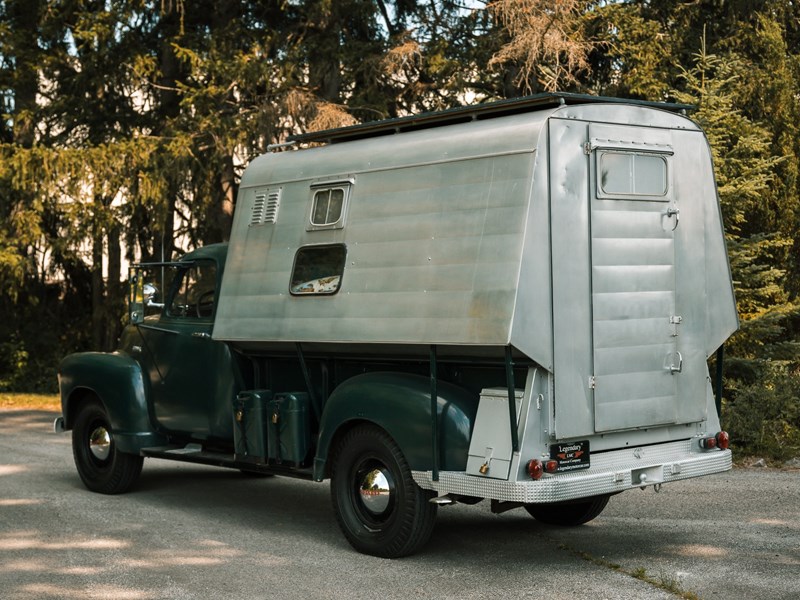 Mcqueen camper rear side