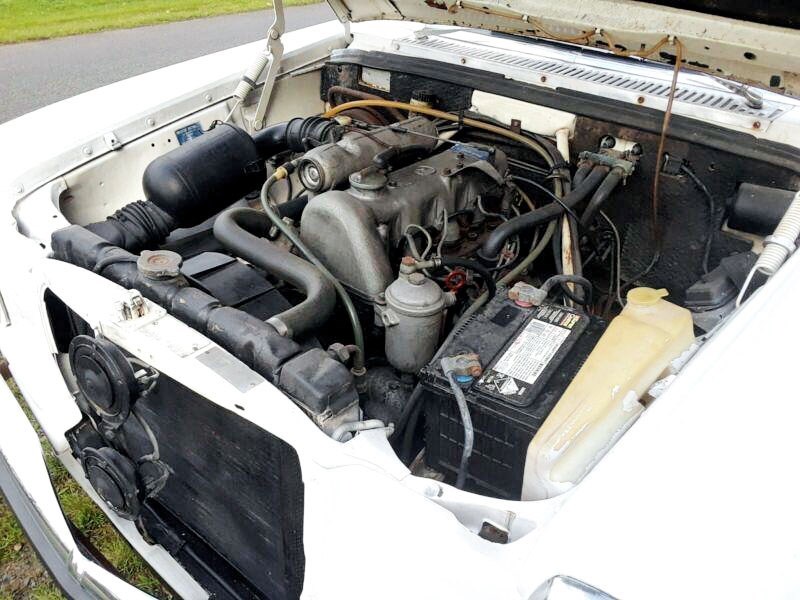 Mercedes 220D engine