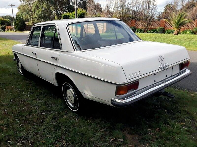 Mercedes 220D rear side