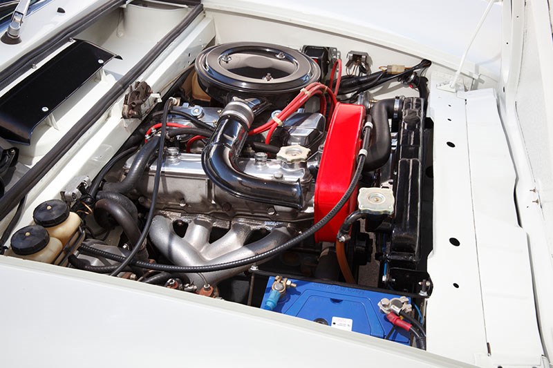 fiat 124 engine bay