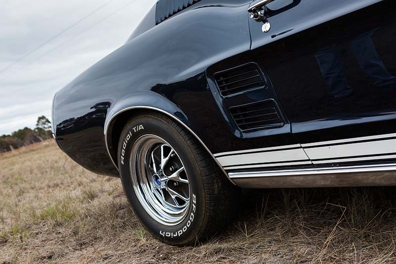 1967 FORD MUSTANG GT390 FOUR SPEED wheel