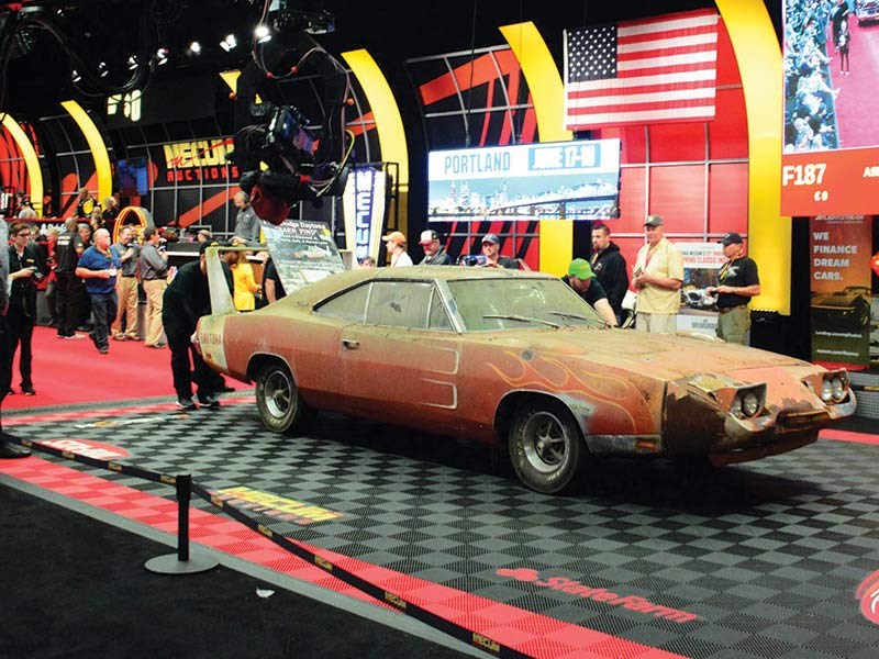 1969 barn find charger daytona 440 sale mecum auction kissimmee 2016