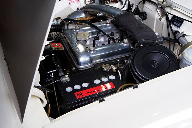 Alfa Romeo 105 engine