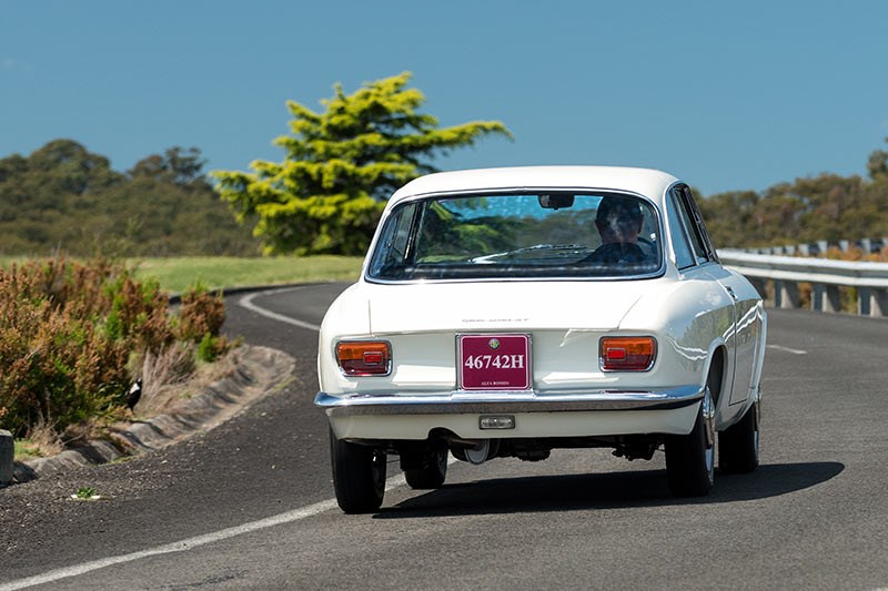 Alfa Romeo 105 onroad 4