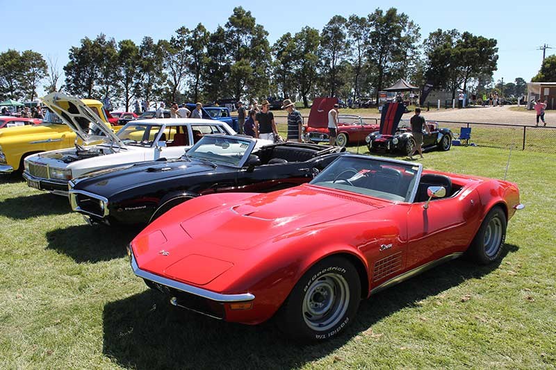 T-Birds Dominate All-American Car Show