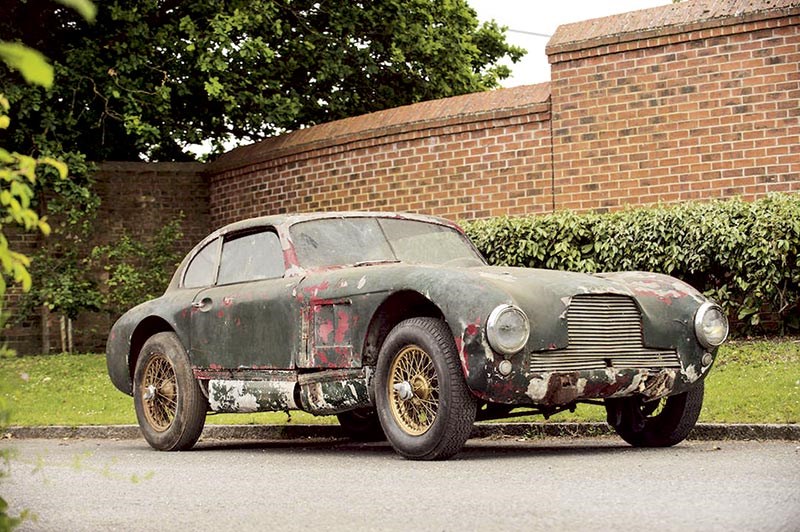 Aston martin race car
