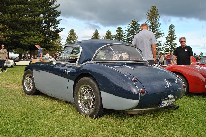 Austin Healey 3000 blue over silver 02