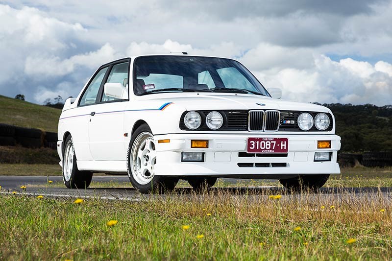 BMW E30 M3 white main