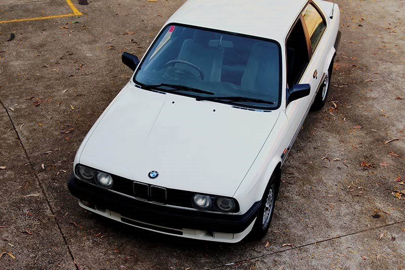 BMW E30 top view