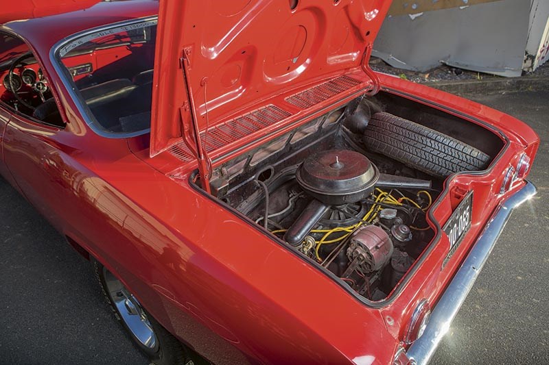 Chevrolet corvair engine bay