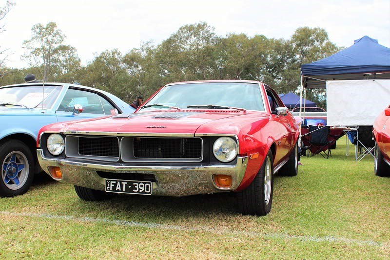 Chryslers on the murray Javelin 1