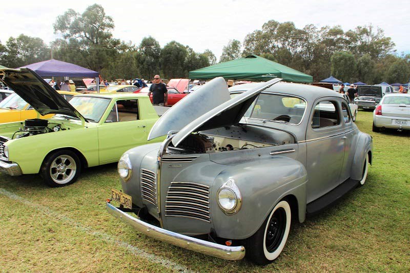 Chryslers on the murray White walls