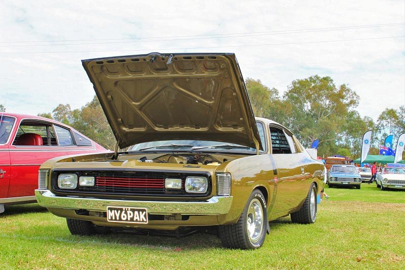 Chryslers on the murray charger 6Pack