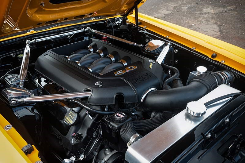 Ford 69 Mustang 133 engine bay 2