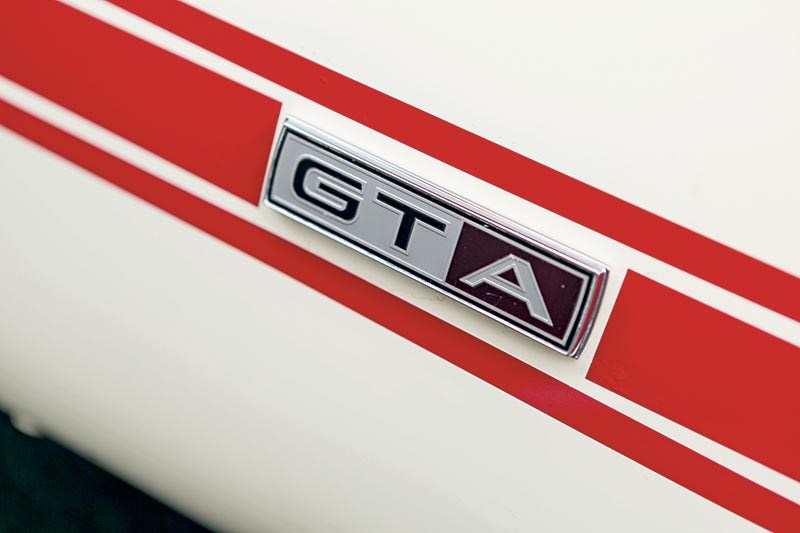 Ford Mustang GT390 badge