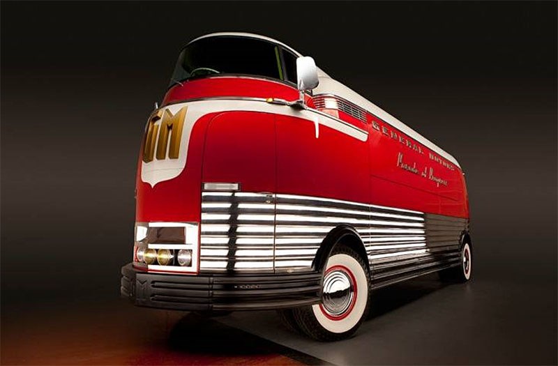 GMfuturliner1