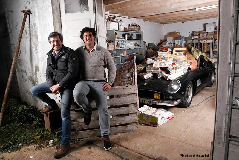 Matthieu Lamoure and Pierre Novikoff in front of their discovery