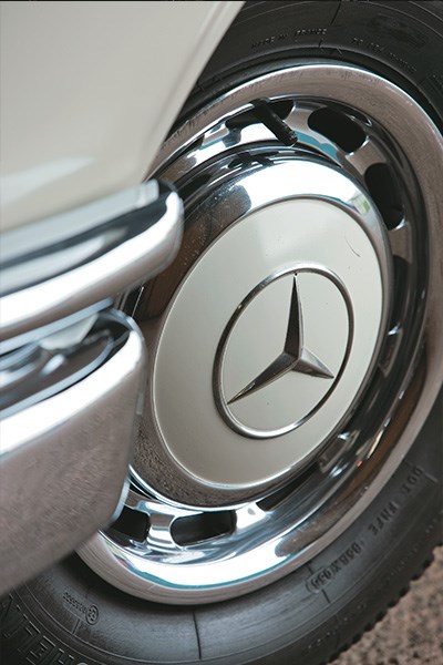 Mercedes Benz tailfin wheel