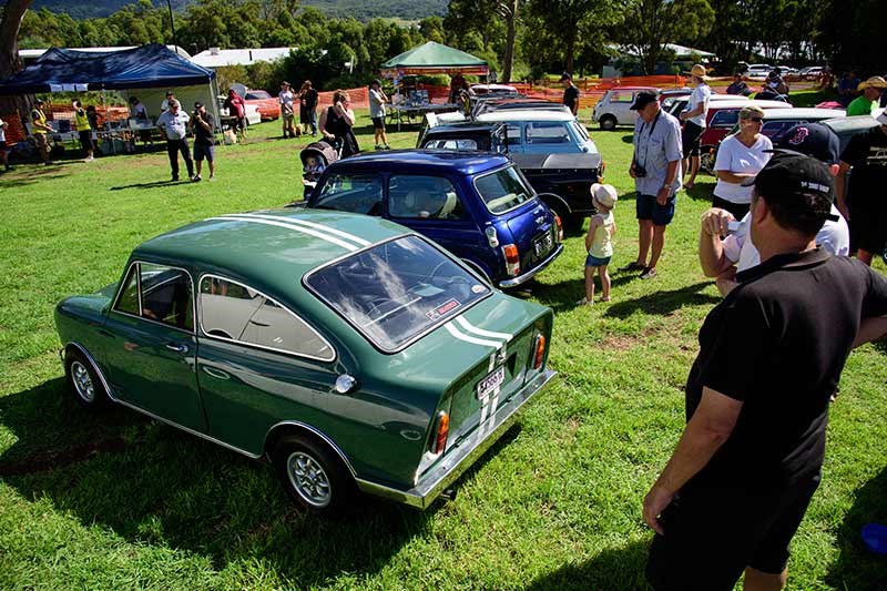 Minis in the Gong 24