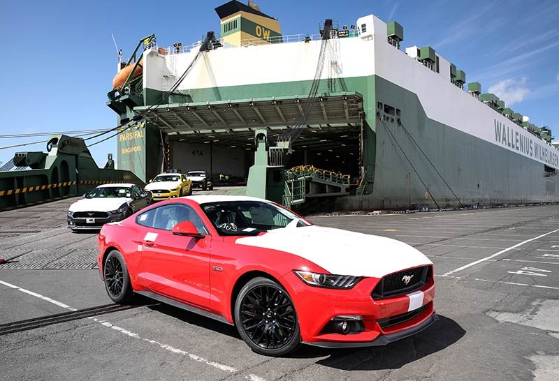 First RHD Mustangs arrive in Oz