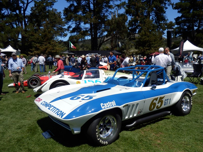 1965 Chevrolet Corvette racing