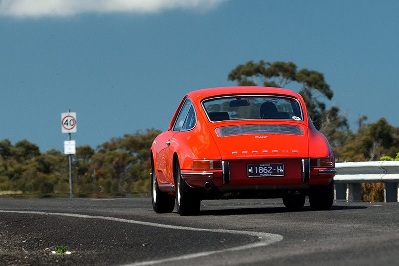 Porsche 911T onroad rear 2