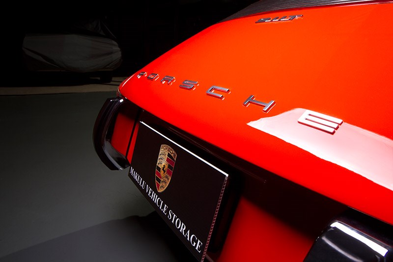 Porsche 911T rear badge