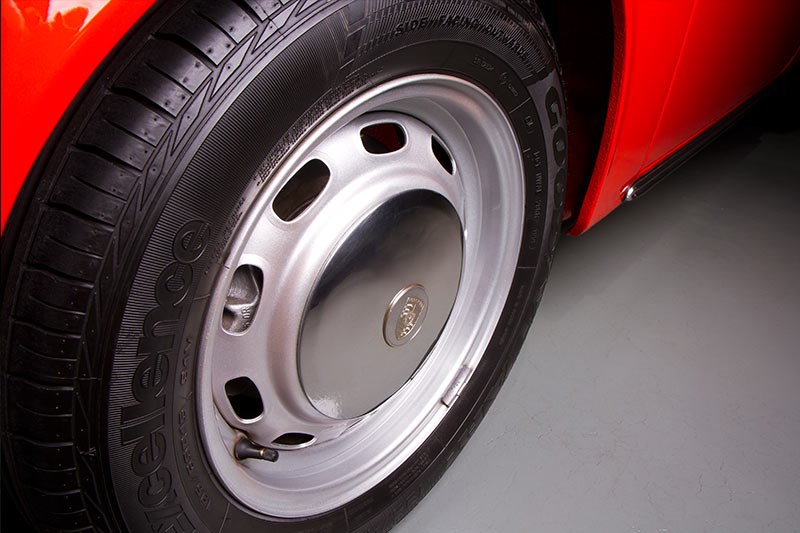 Porsche 911T wheel