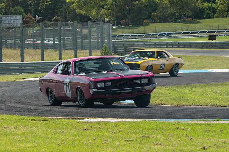 Sandown Historic 343