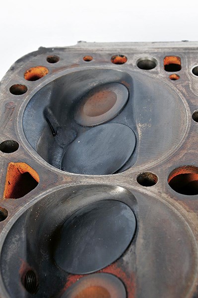 A Chev wedge chamber resulting from the 23-degree valve angle