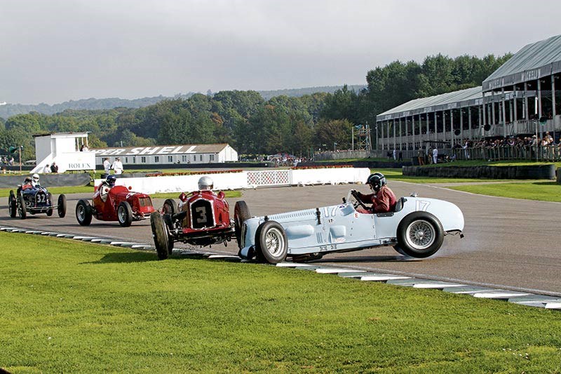 Richard Last spins his Parnell MG into the path of Stephen Rettenmaier's Alfa Tipo B