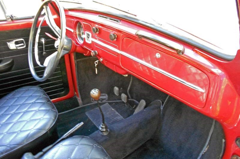 Volkswagen beetle pickup interior