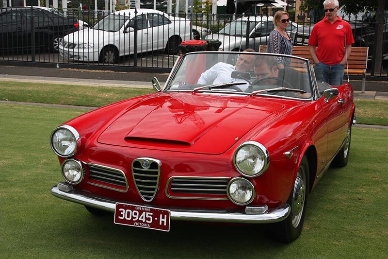 alfa romeo touring spider 3