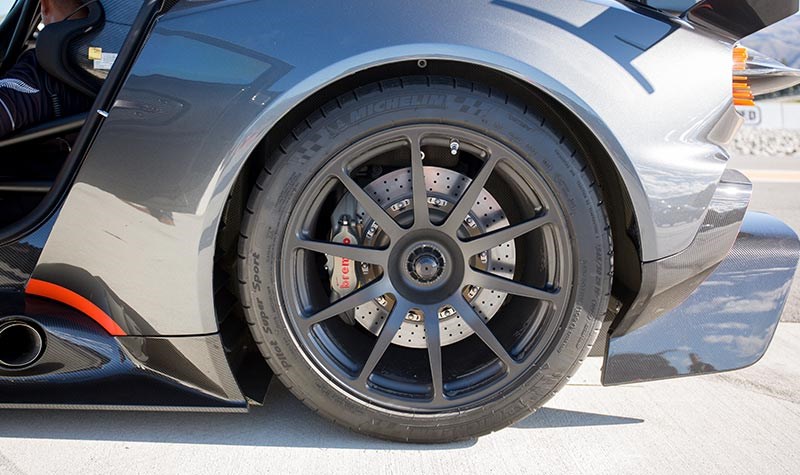 aston martin vulcan rear wheel