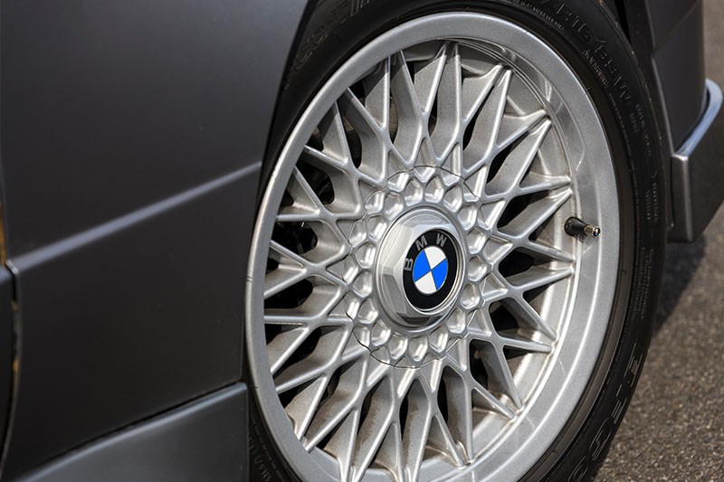 bmw e30 m3 wheel 2