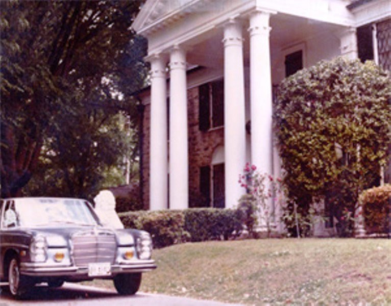 elvis presley mercedes benz 280sel graceland