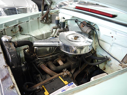 fe holden engine bay