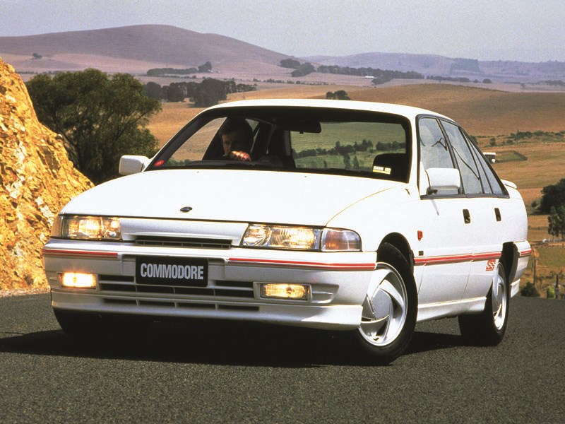 holden commodore 1991 wallpapers 1
